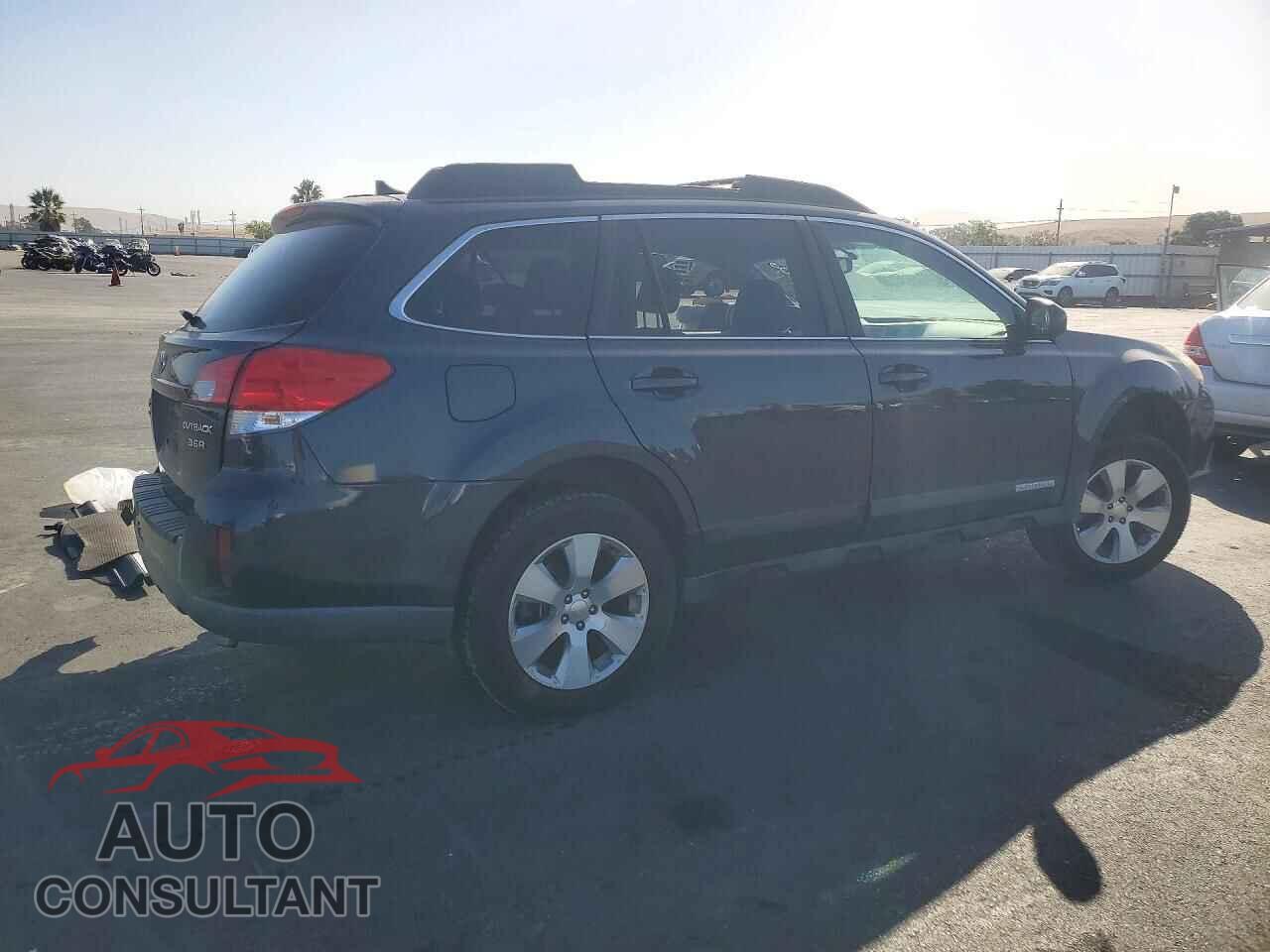 SUBARU OUTBACK 2011 - 4S4BRDLC8B2368909