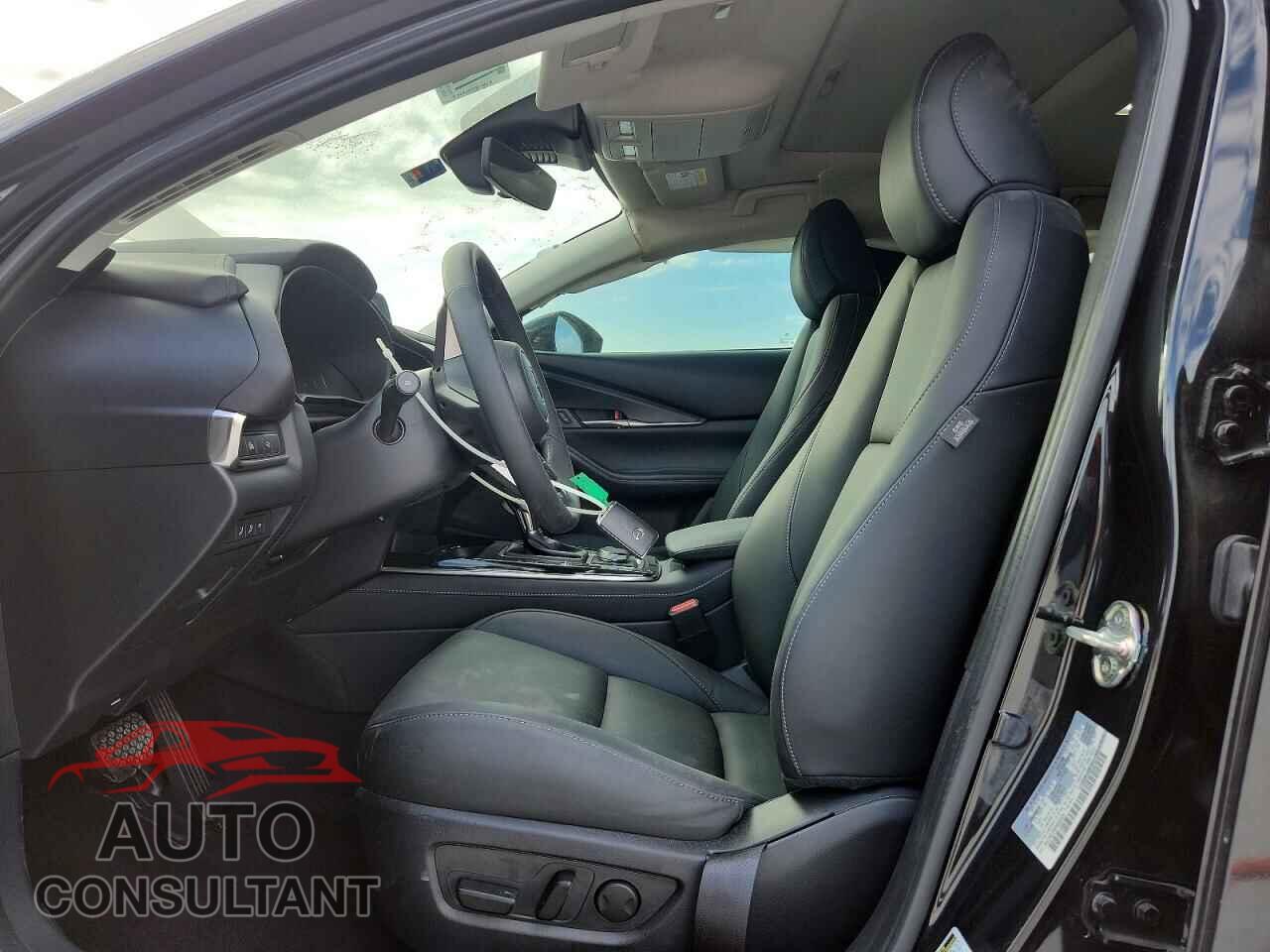 MAZDA CX30 2024 - 3MVDMBCM9RM688685
