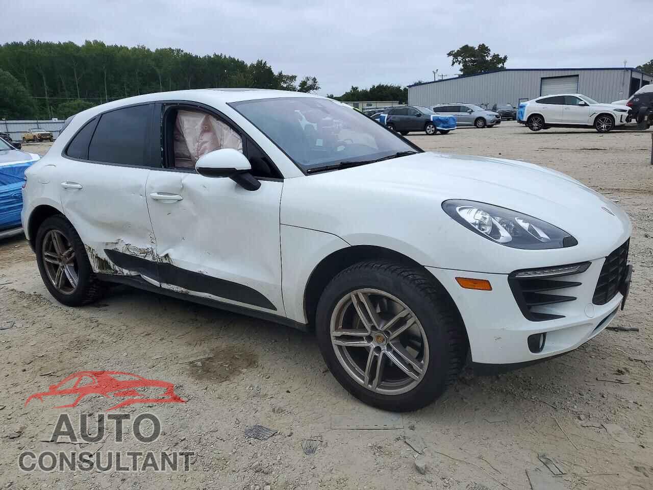 PORSCHE MACAN 2018 - WP1AA2A56JLB03977