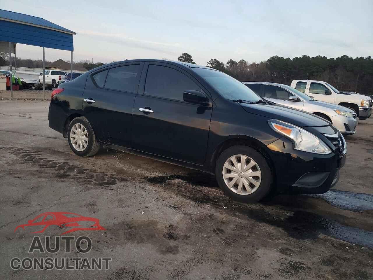 NISSAN VERSA 2017 - 3N1CN7AP3HL866053
