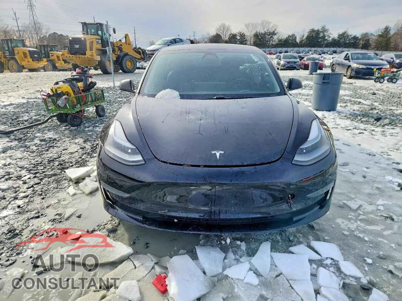 TESLA MODEL 3 2021 - 5YJ3E1EA2MF047009