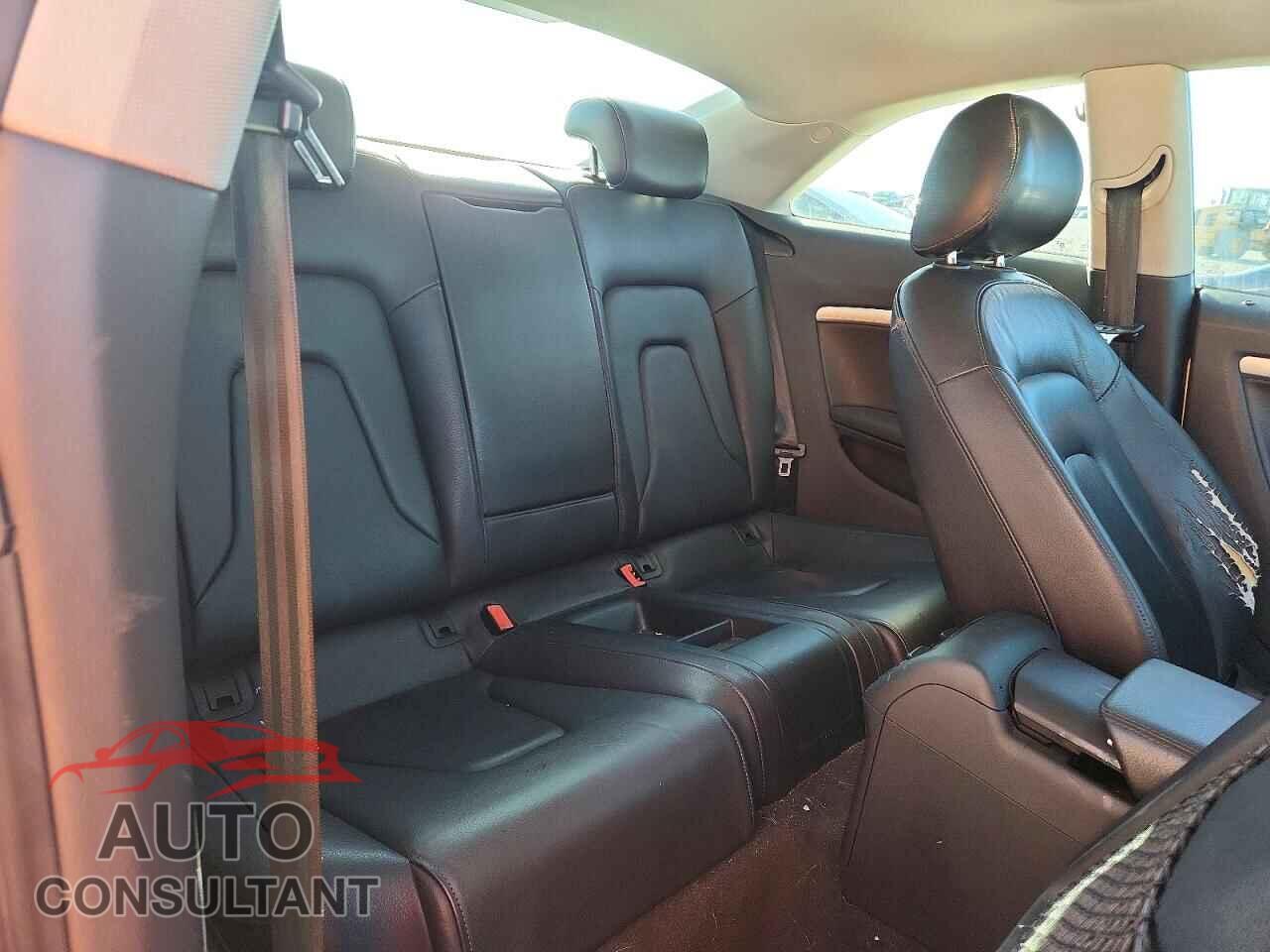 AUDI A5 2013 - WAULFAFR5DA069979