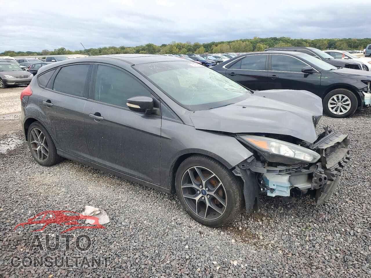 FORD FOCUS 2017 - 1FADP3M27HL211948