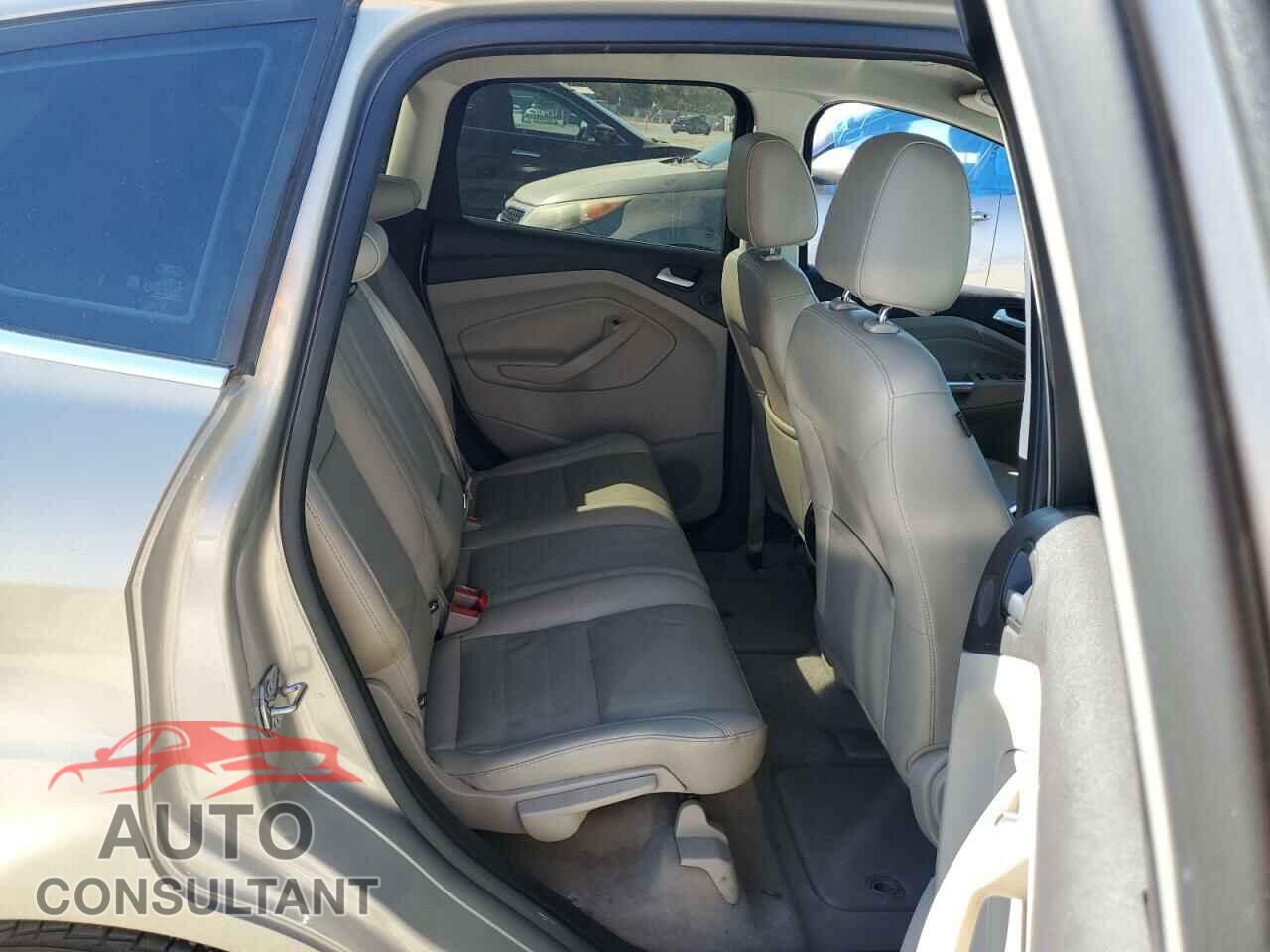FORD CMAX 2015 - 1FADP5CU2FL110263