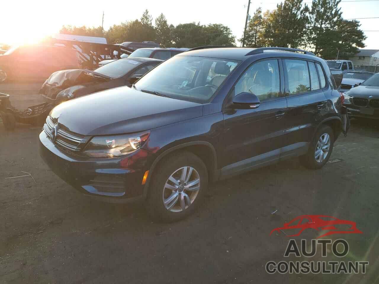 VOLKSWAGEN TIGUAN 2016 - WVGBV7AX7GW597875