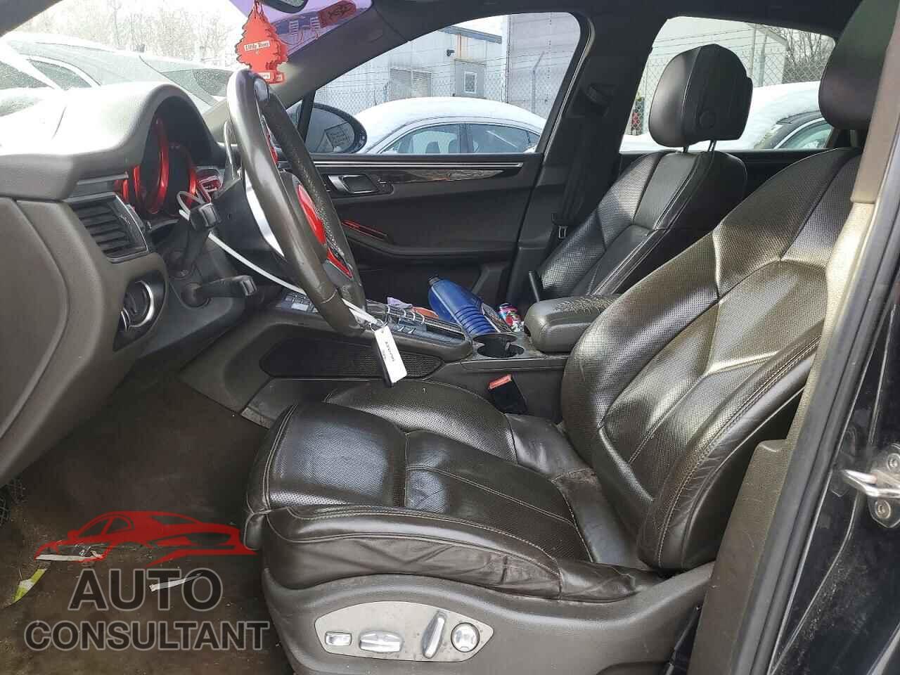 PORSCHE MACAN 2017 - WP1AA2A50HLB01670