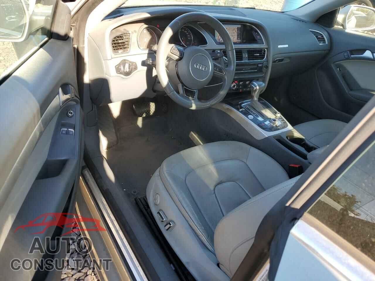 AUDI A5 2013 - WAULFAFR8DA015639