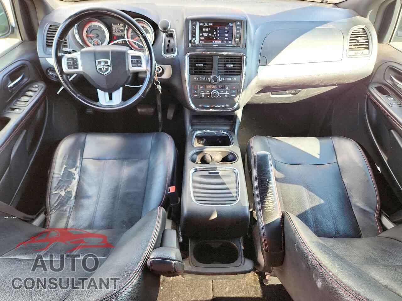 DODGE CARAVAN 2018 - 2C4RDGEG9JR335940