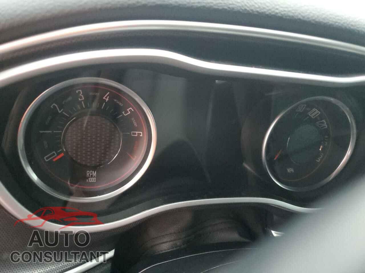 DODGE CHALLENGER 2018 - 2C3CDZAG4JH112710