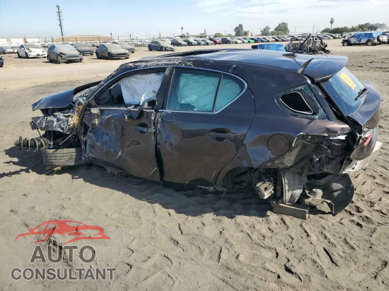LEXUS CT 200 2011 - JTHKD5BH3B2017765