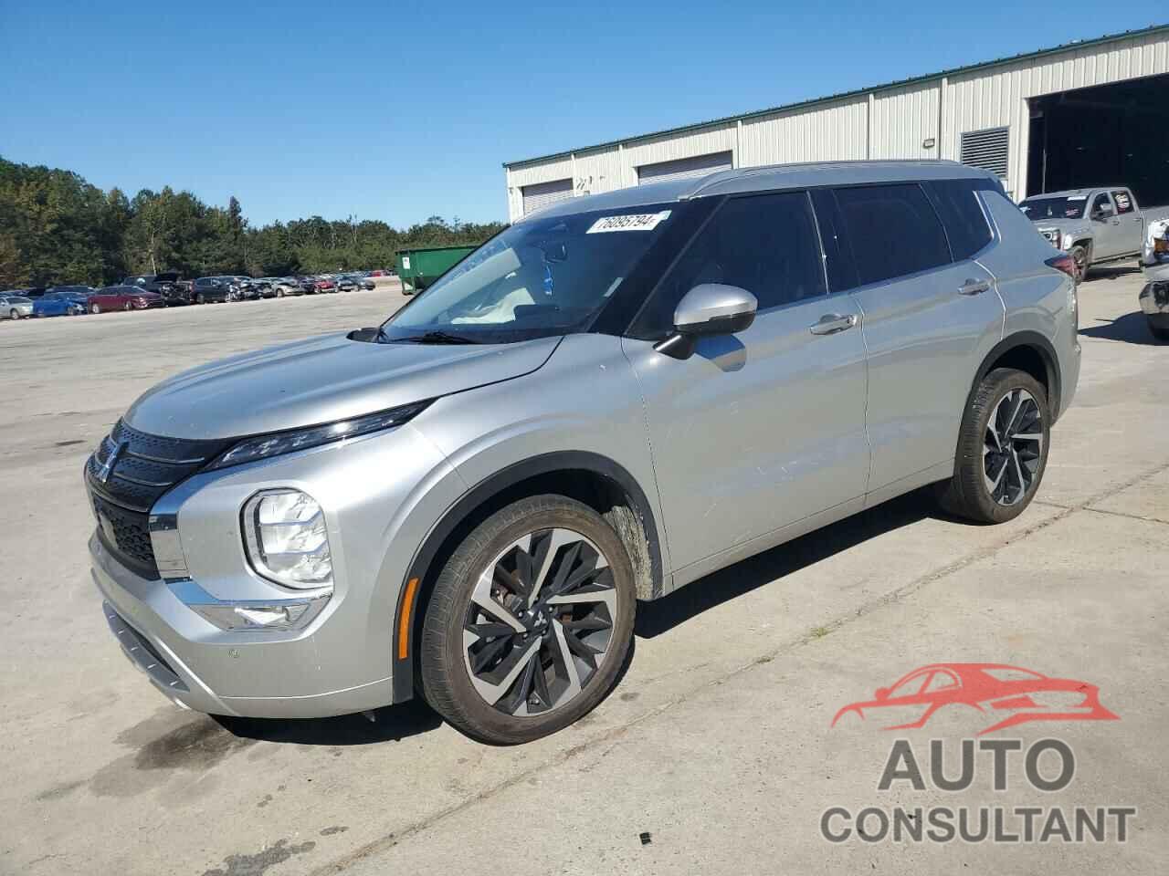 MITSUBISHI OUTLANDER 2022 - JA4J3VA82NZ008725