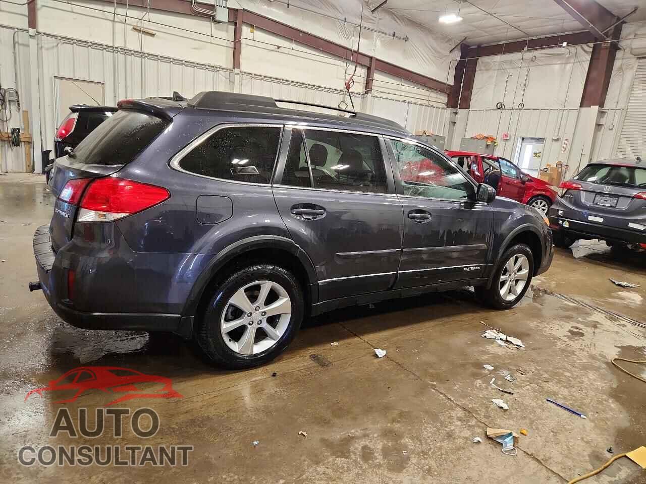 SUBARU OUTBACK 2013 - 4S4BRCLC7D3242421