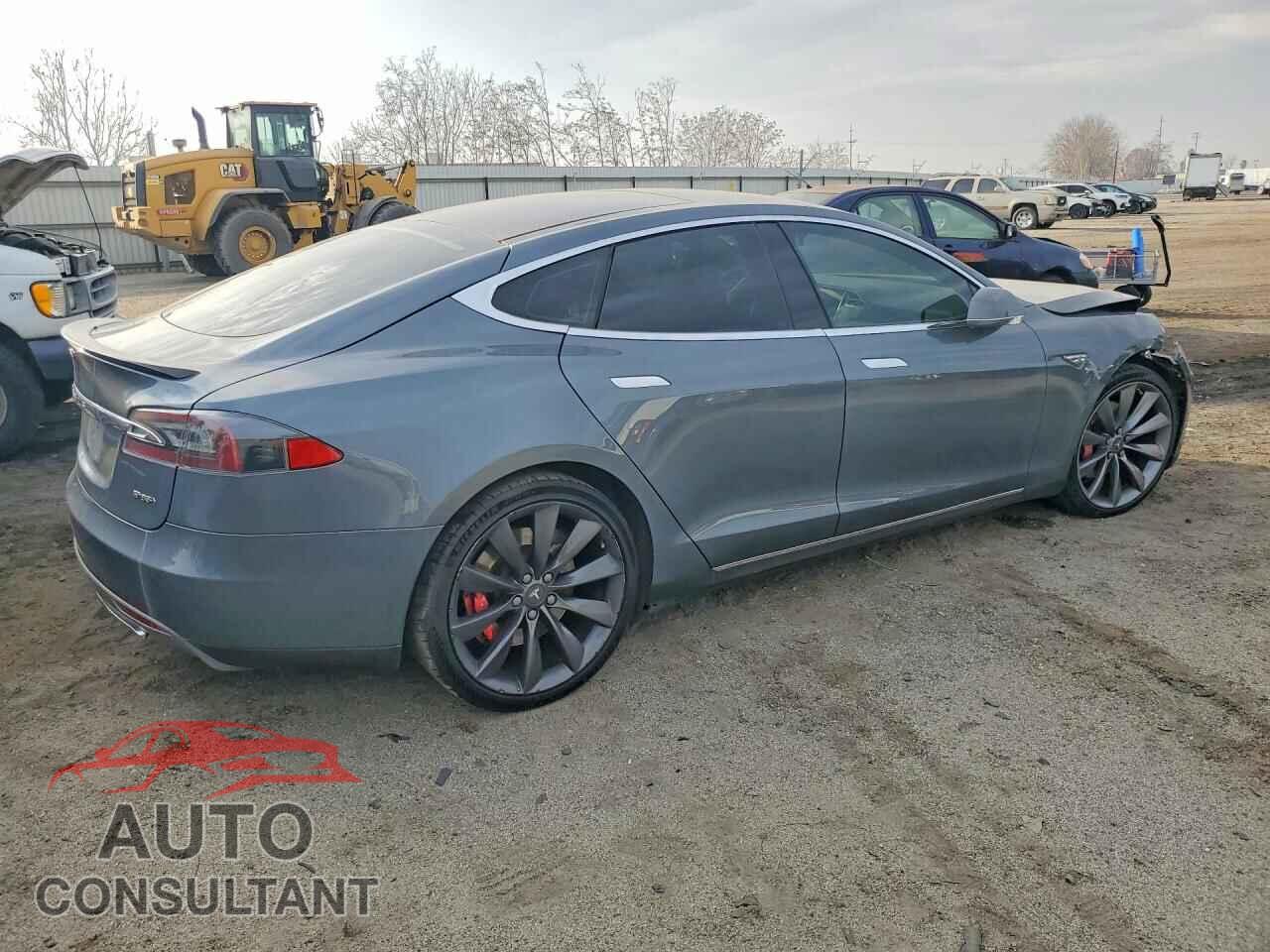 TESLA MODEL S 2013 - 5YJSA1DP8DFP27641
