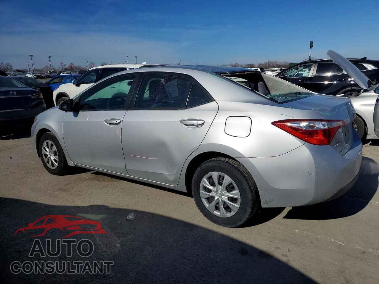 TOYOTA COROLLA 2015 - 5YFBURHE7FP219621