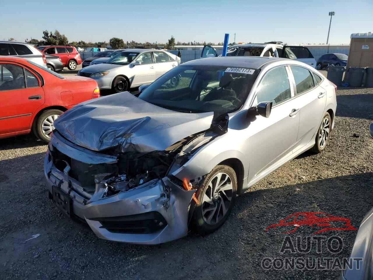 HONDA CIVIC 2018 - 19XFC2F70JE202475