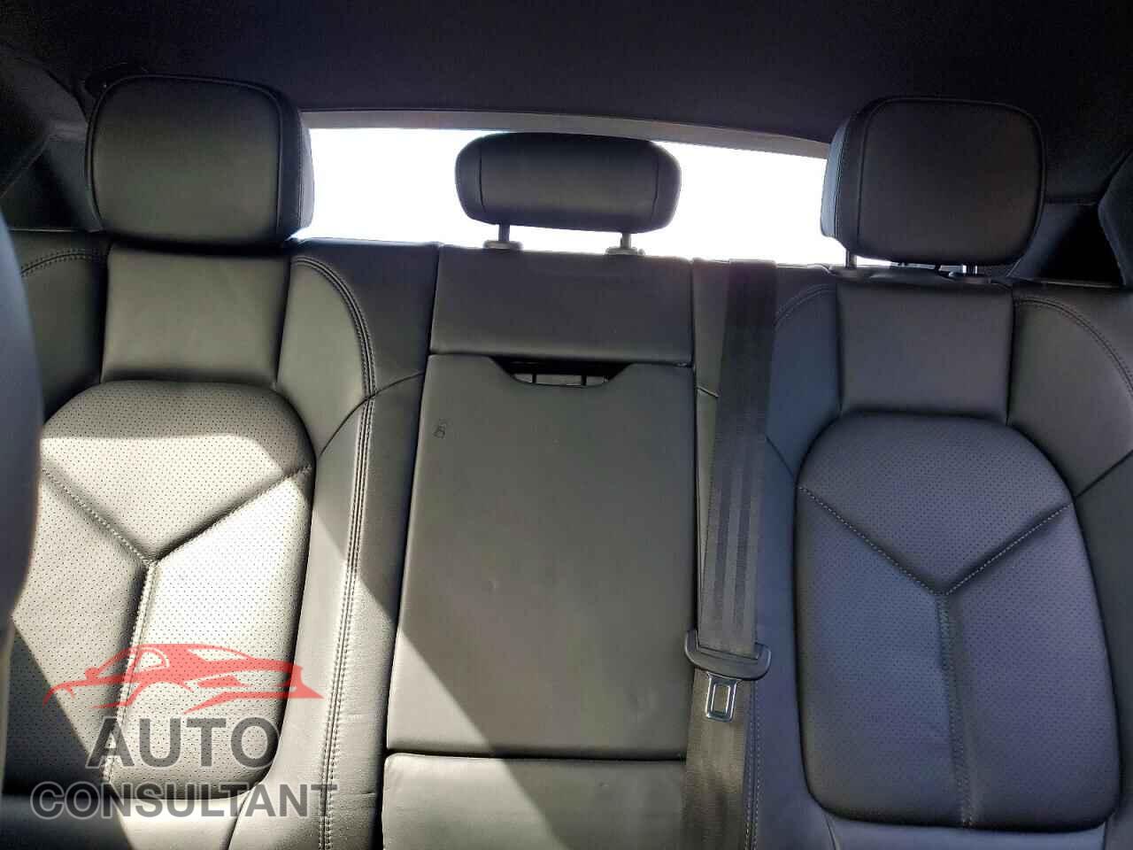PORSCHE MACAN 2021 - WP1AB2A51MLB31056