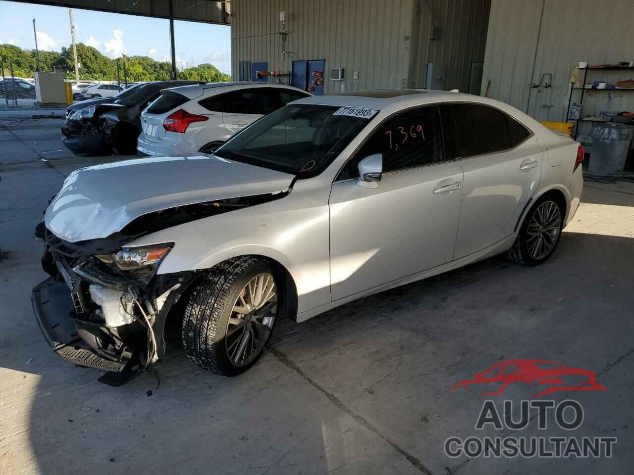 LEXUS IS 2016 - JTHBA1D2XG5022736