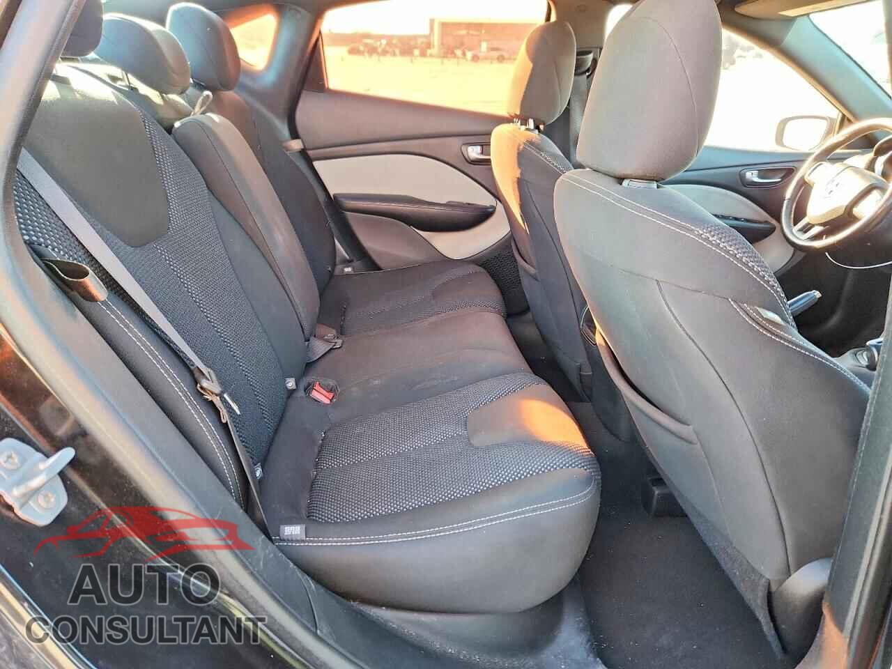 DODGE DART 2015 - 1C3CDFBB4FD300956
