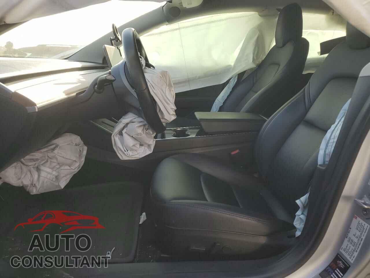 TESLA MODEL 3 2018 - 5YJ3E1EB6JF116899