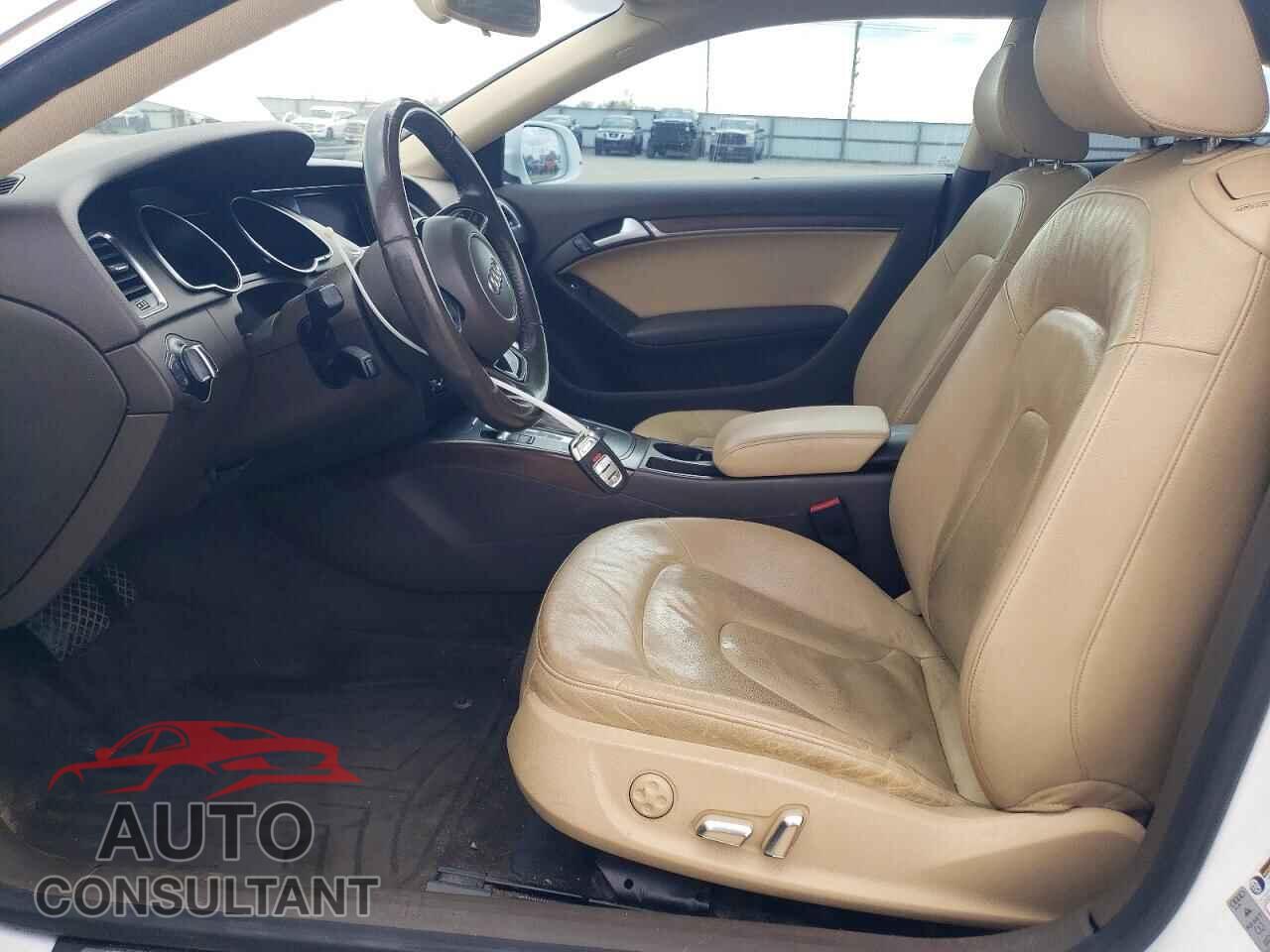 AUDI A5 2014 - WAUCFAFR4EA053659