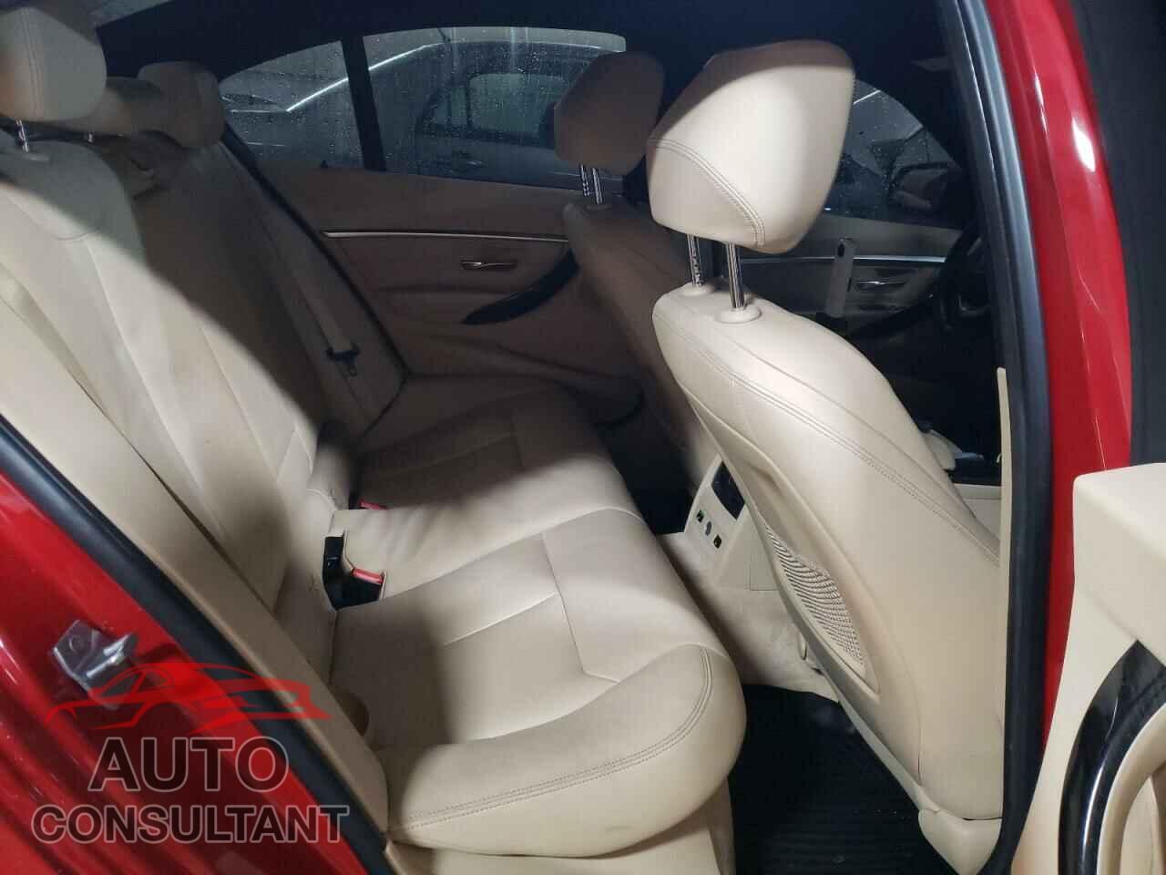 BMW 3 SERIES 2016 - WBA8E3G59GNU02133
