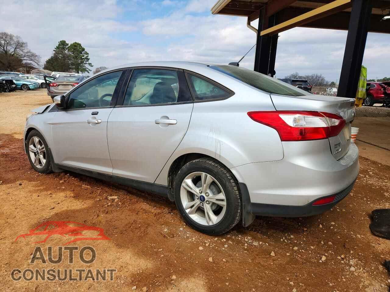 FORD FOCUS 2014 - 1FADP3F23EL135024