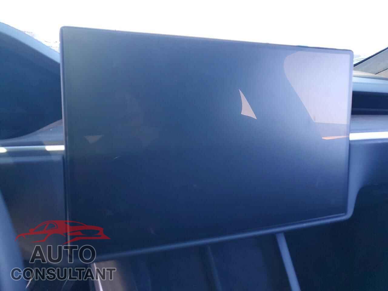TESLA MODEL X 2024 - 7SAXCBE50RF459987