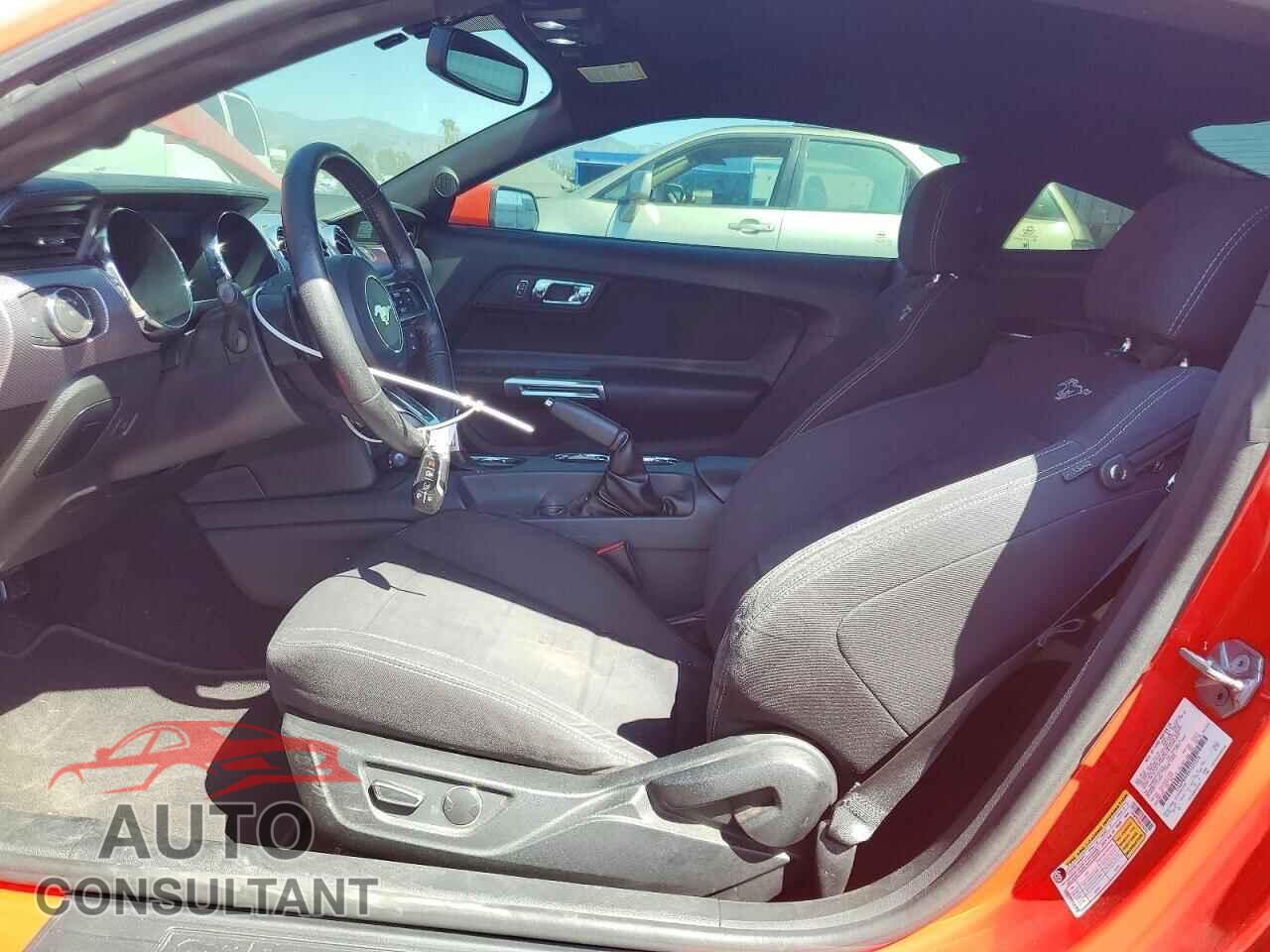FORD MUSTANG 2017 - 1FA6P8THXH5225276