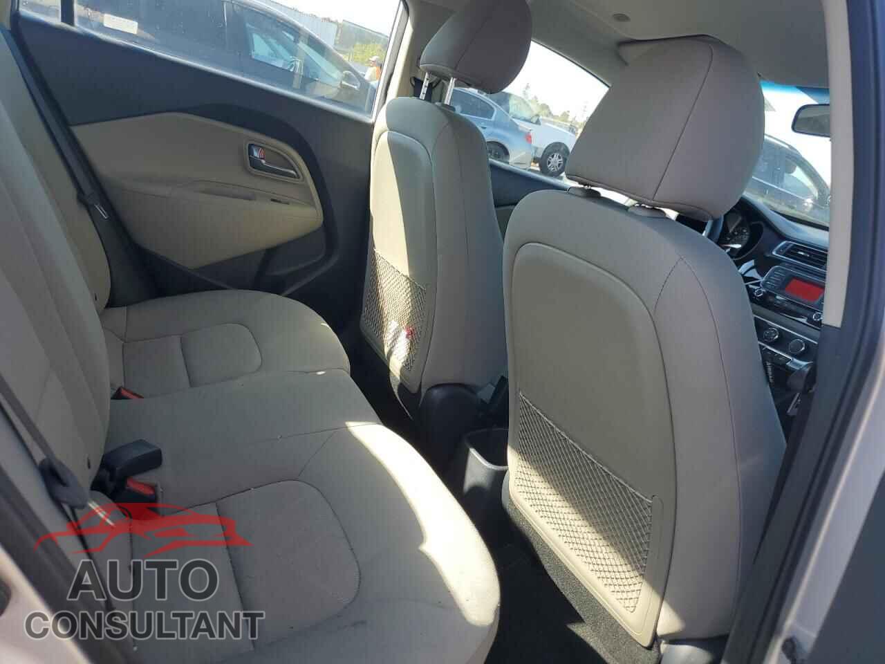 KIA RIO 2017 - KNADM4A35H6045530