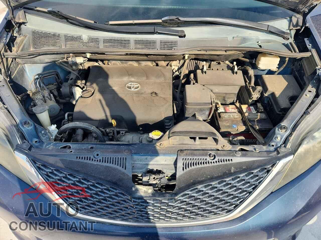 TOYOTA SIENNA 2011 - 5TDXK3DC7BS049047