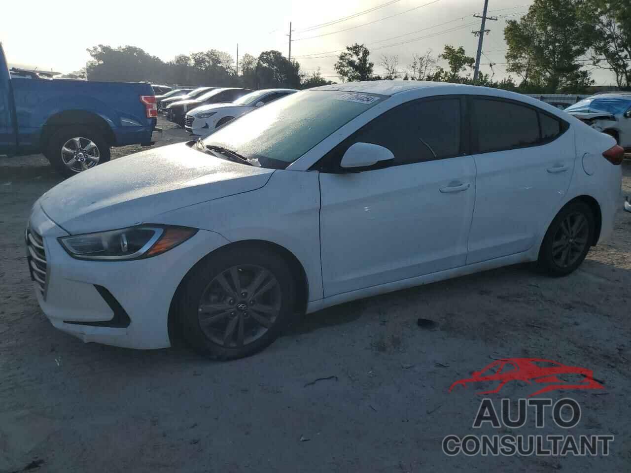 HYUNDAI ELANTRA 2018 - 5NPD84LF3JH234266