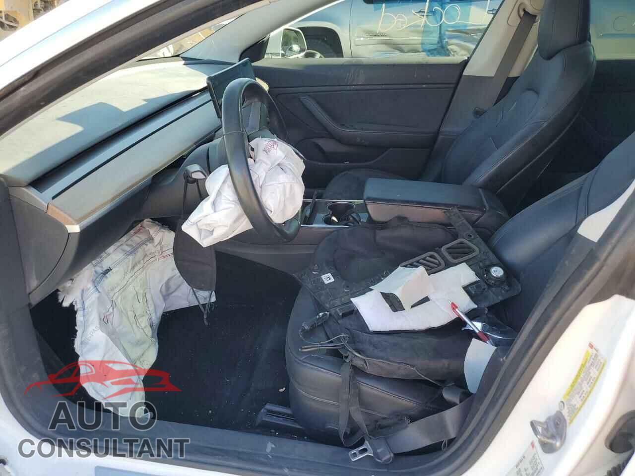 TESLA MODEL 3 2018 - 5YJ3E1EA8JF046328