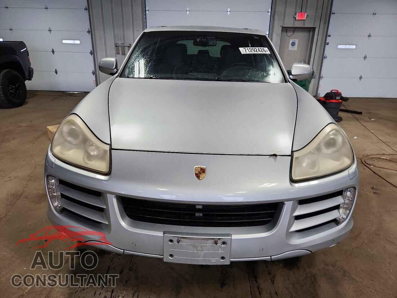 PORSCHE CAYENNE 2009 - WP1AB29P69LA40202