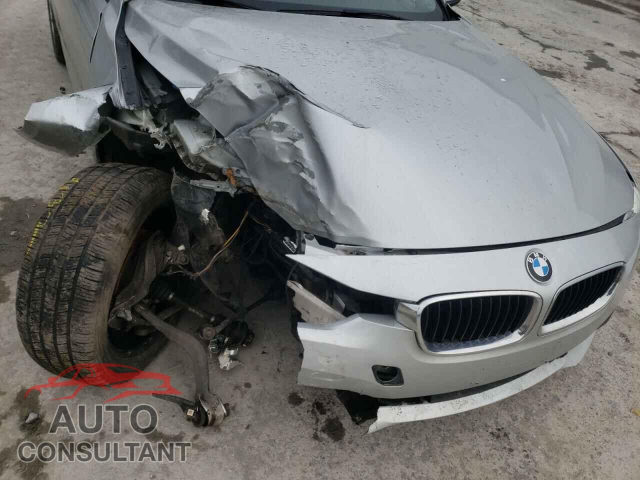 BMW 3 SERIES 2016 - WBA8E5G50GNU21164