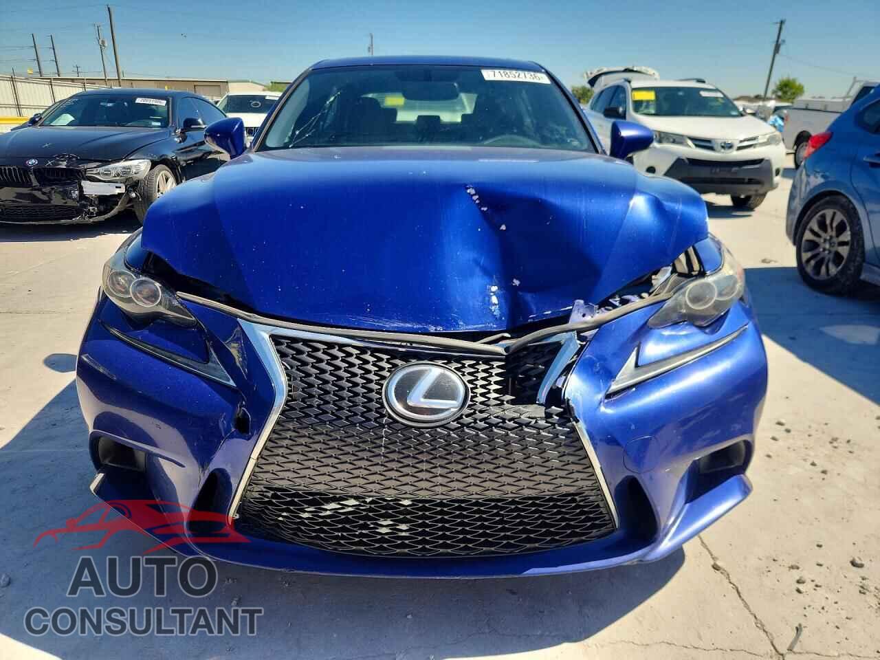 LEXUS IS 2016 - JTHBA1D24G5010100