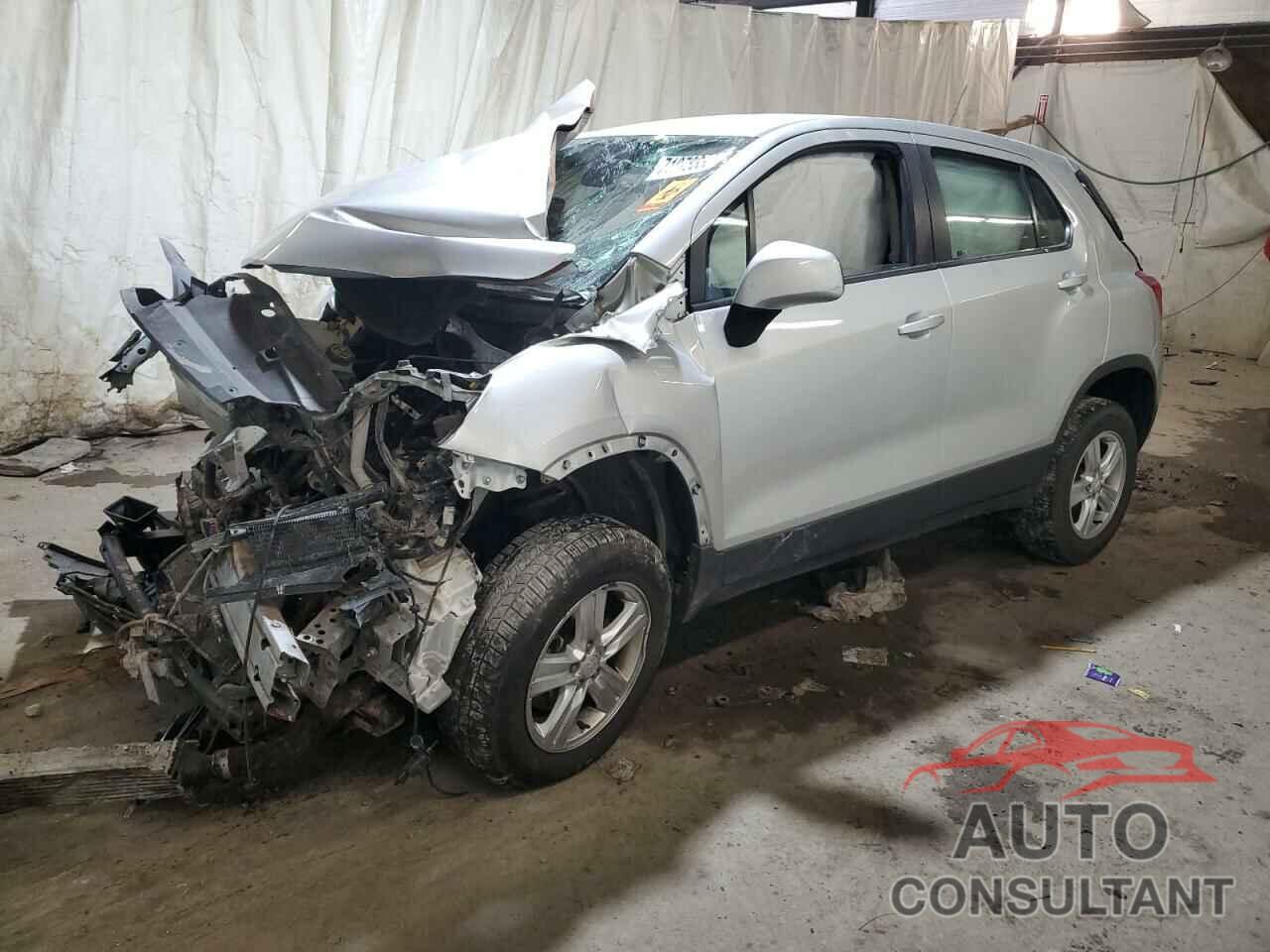 CHEVROLET TRAX 2018 - 3GNCJNSB1JL389264