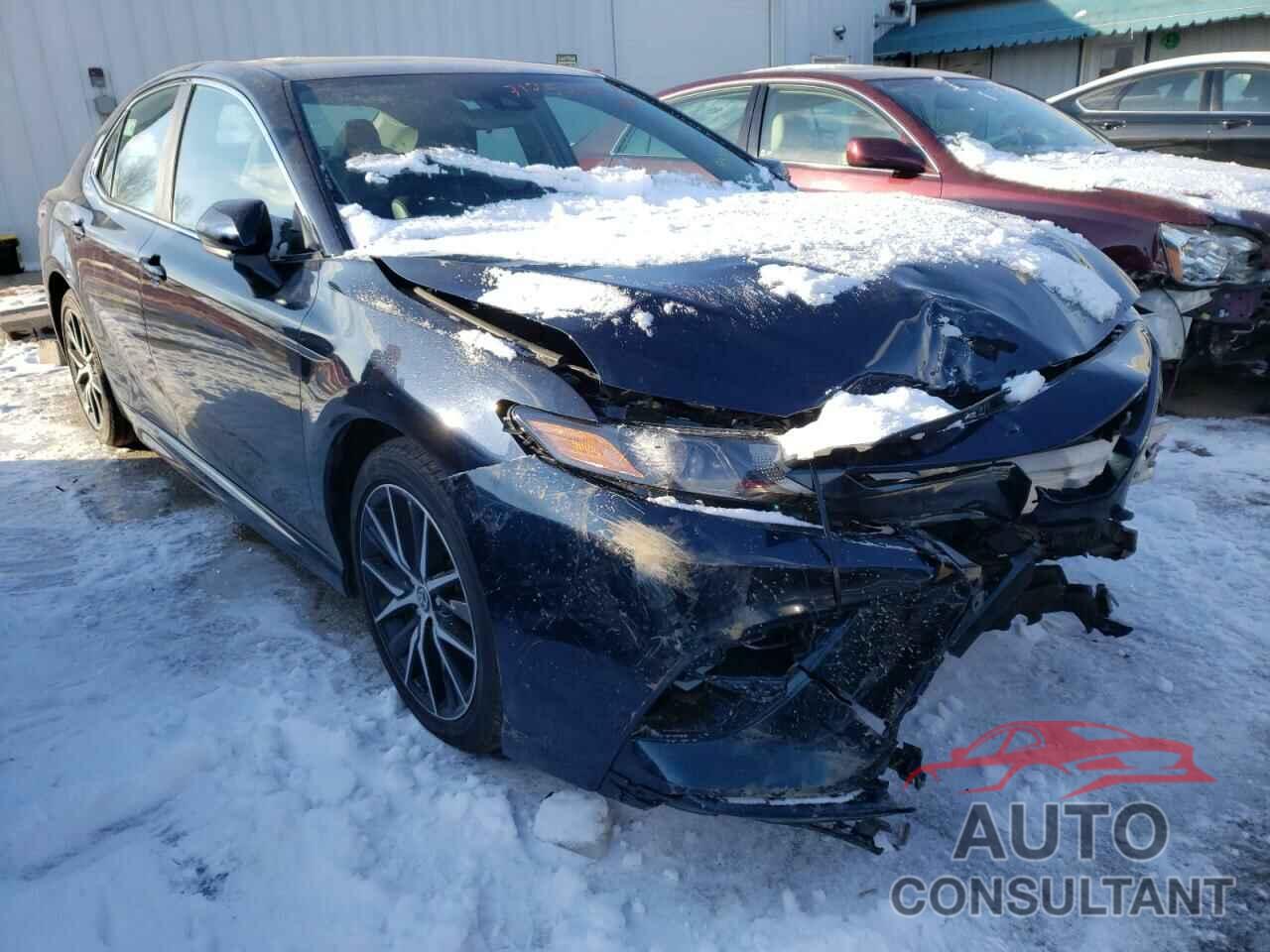 TOYOTA CAMRY 2021 - 4T1G11AK6MU513121