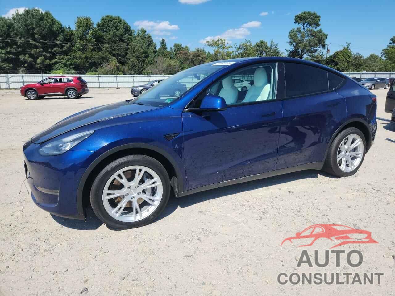 TESLA MODEL Y 2021 - 5YJYGDEE3MF122918