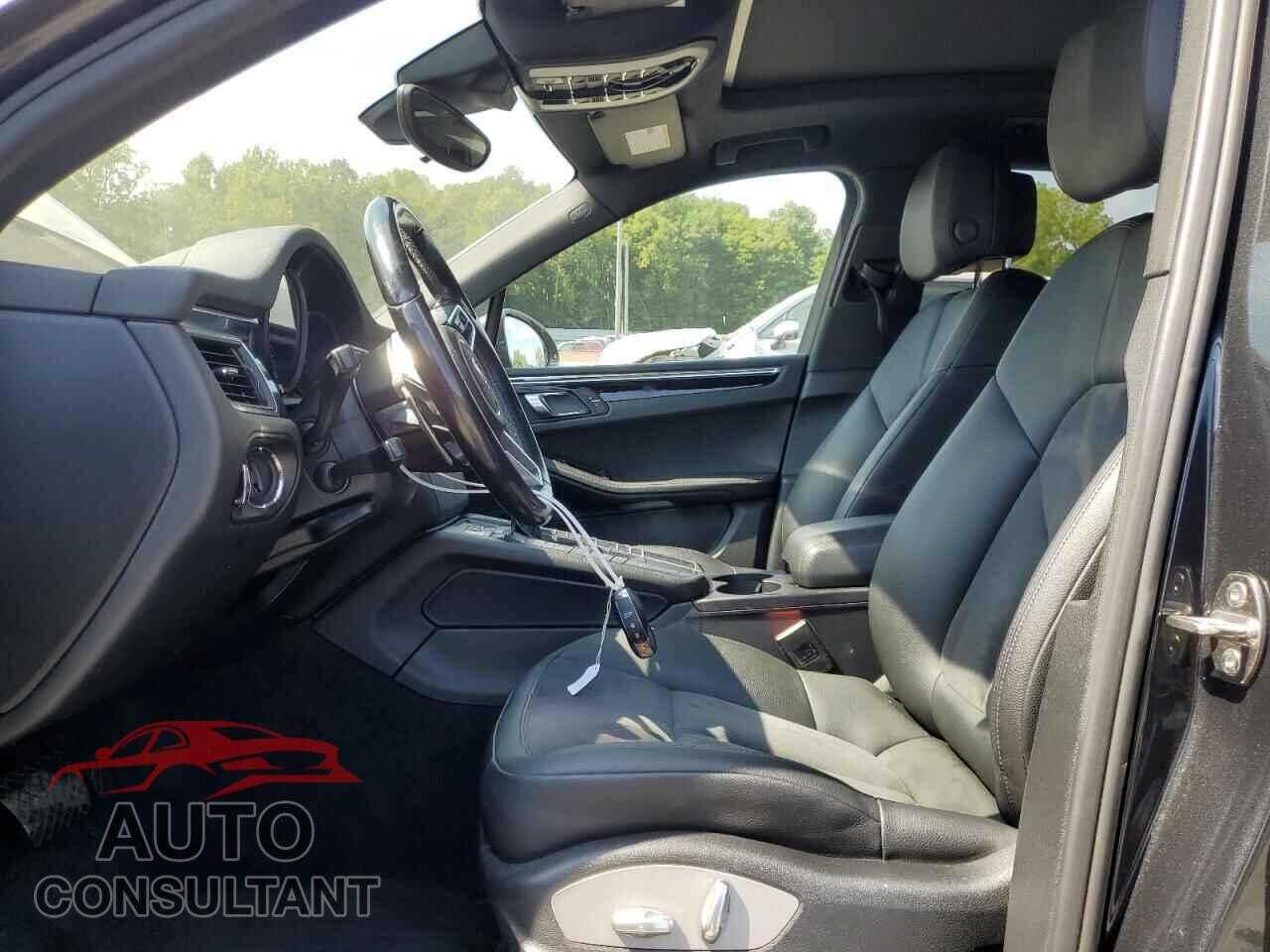 PORSCHE MACAN 2017 - WP1AA2A56HLB06615