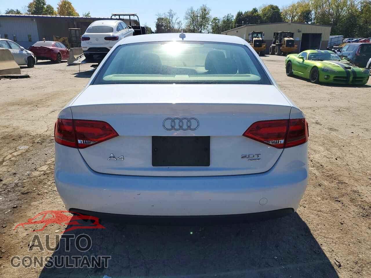 AUDI A4 2012 - WAUBFAFL0CA114199