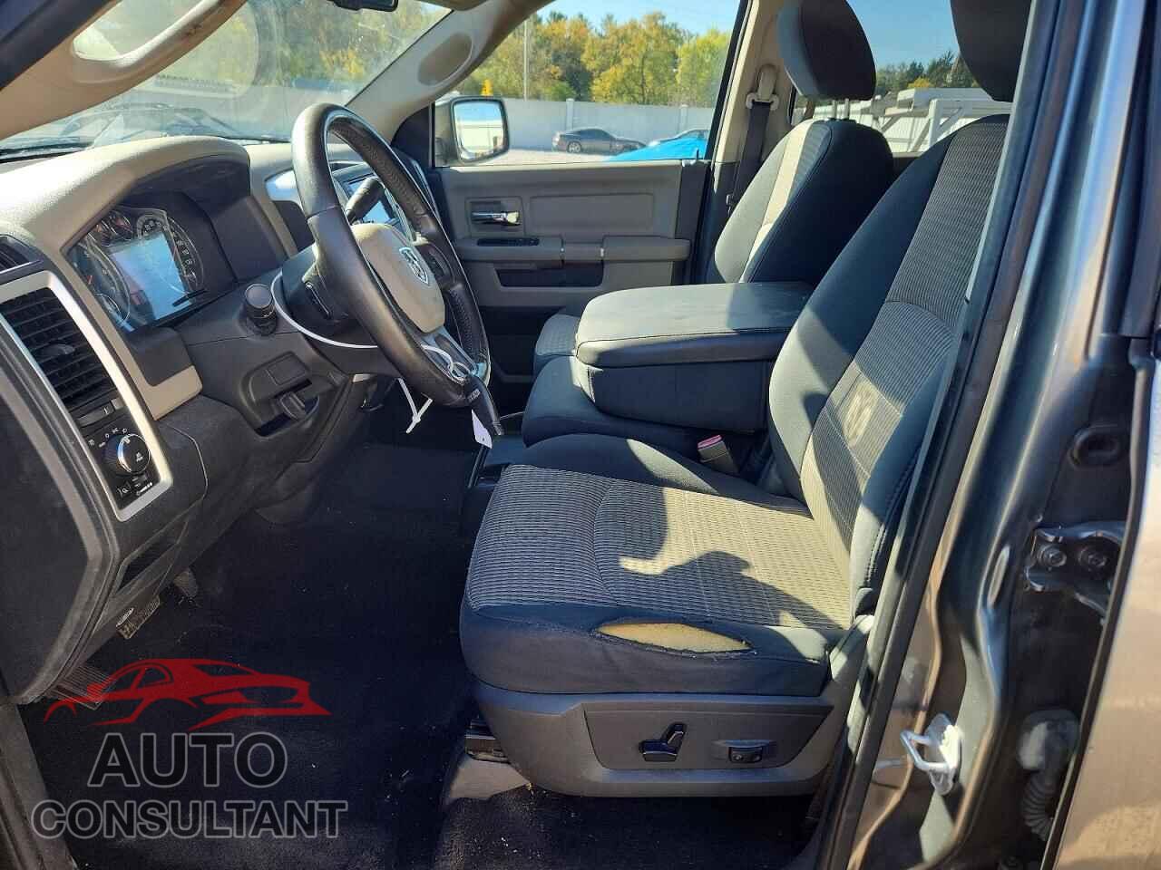 DODGE RAM 1500 2012 - 1C6RD7LT7CS185335
