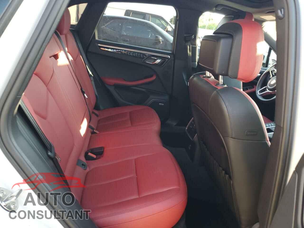PORSCHE MACAN 2021 - WP1AB2A53MLB30488