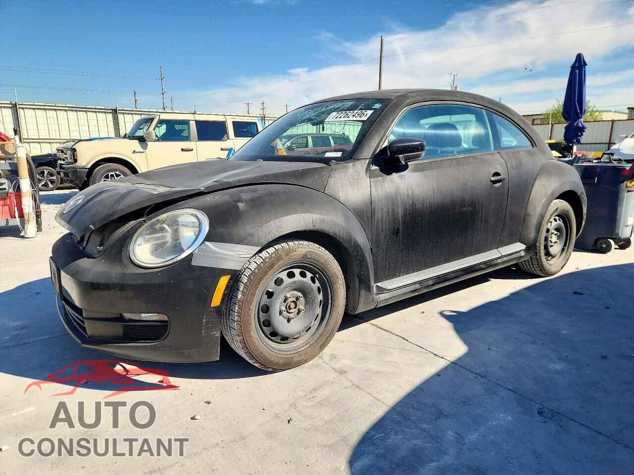 VOLKSWAGEN BEETLE 2012 - 3VWFP7AT2CM624596