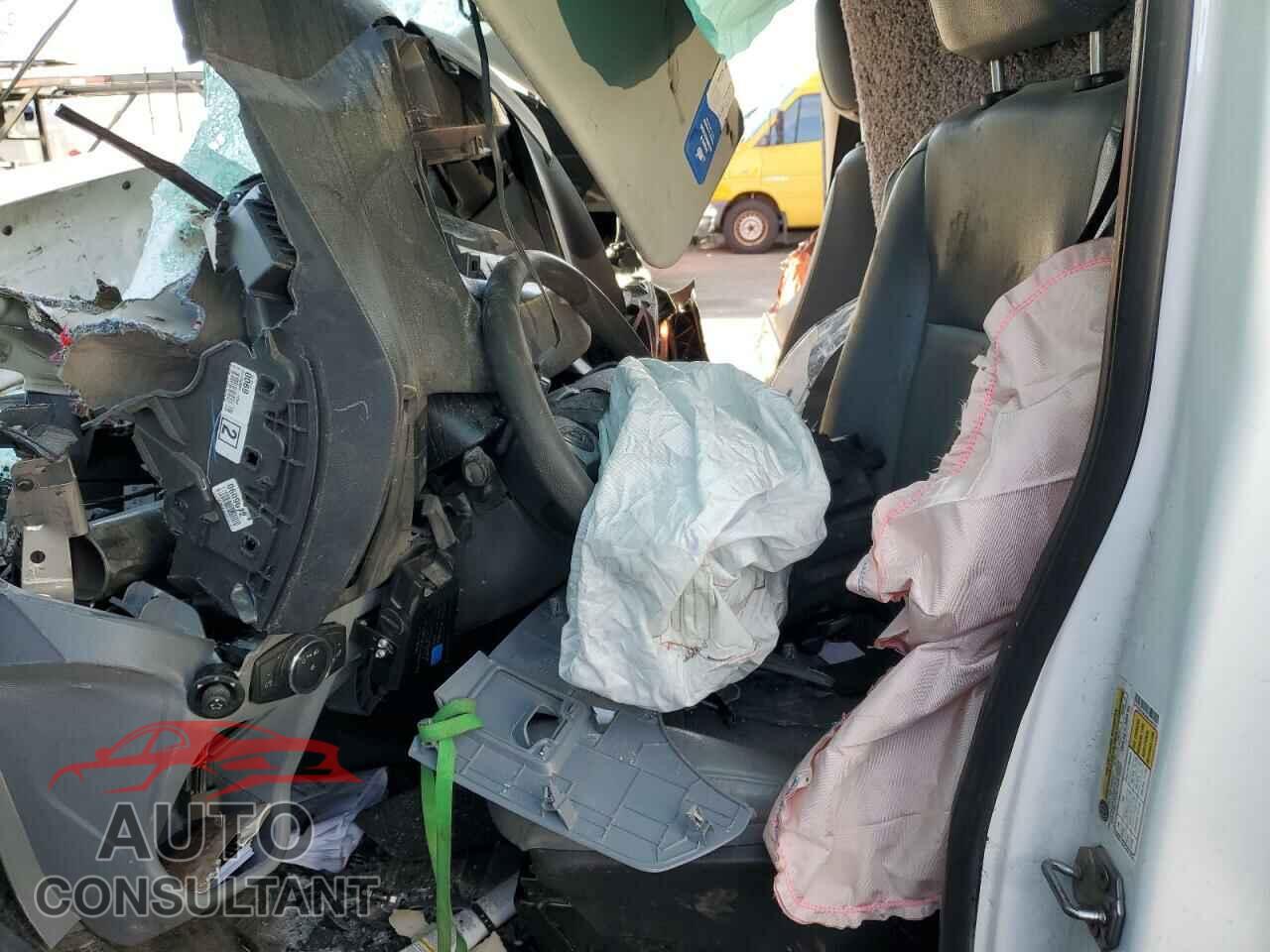 FORD TRANSIT 2019 - 1FTYR2CM3KKA48702
