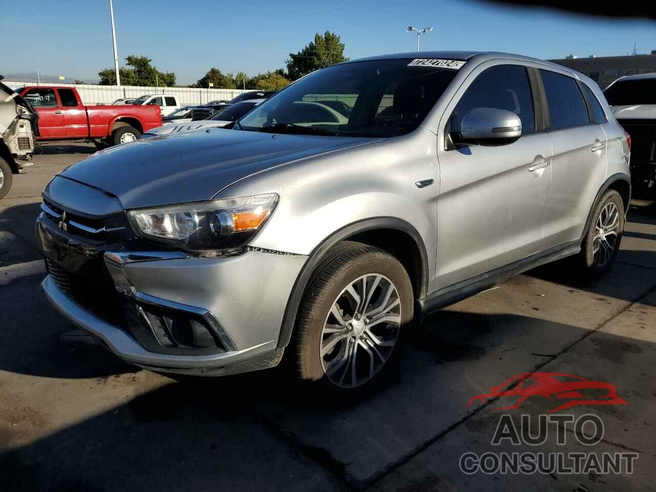 MITSUBISHI OUTLANDER 2018 - JA4AR3AU0JZ003694