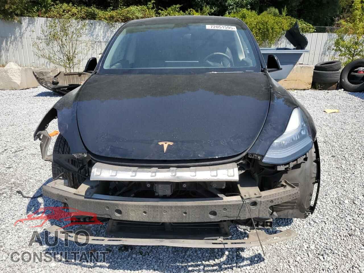 TESLA MODEL Y 2021 - 5YJYGDEE2MF121176