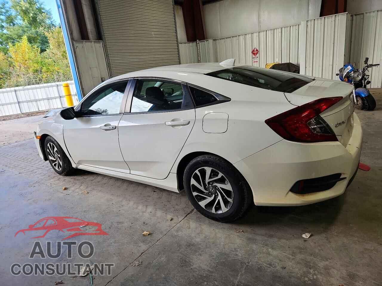 HONDA CIVIC 2017 - 19XFC2F79HE229815