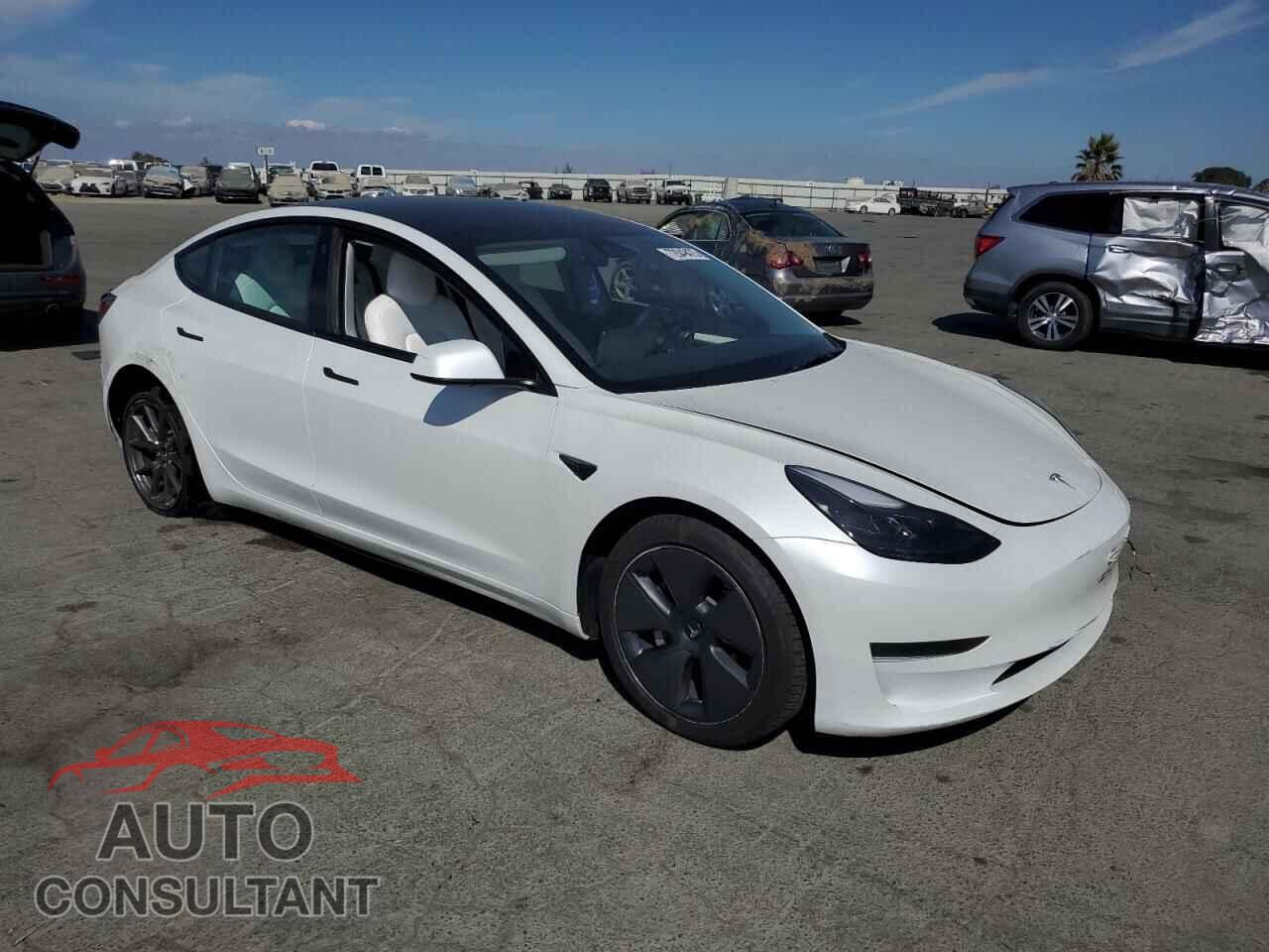 TESLA MODEL 3 2023 - 5YJ3E1EA9PF384359