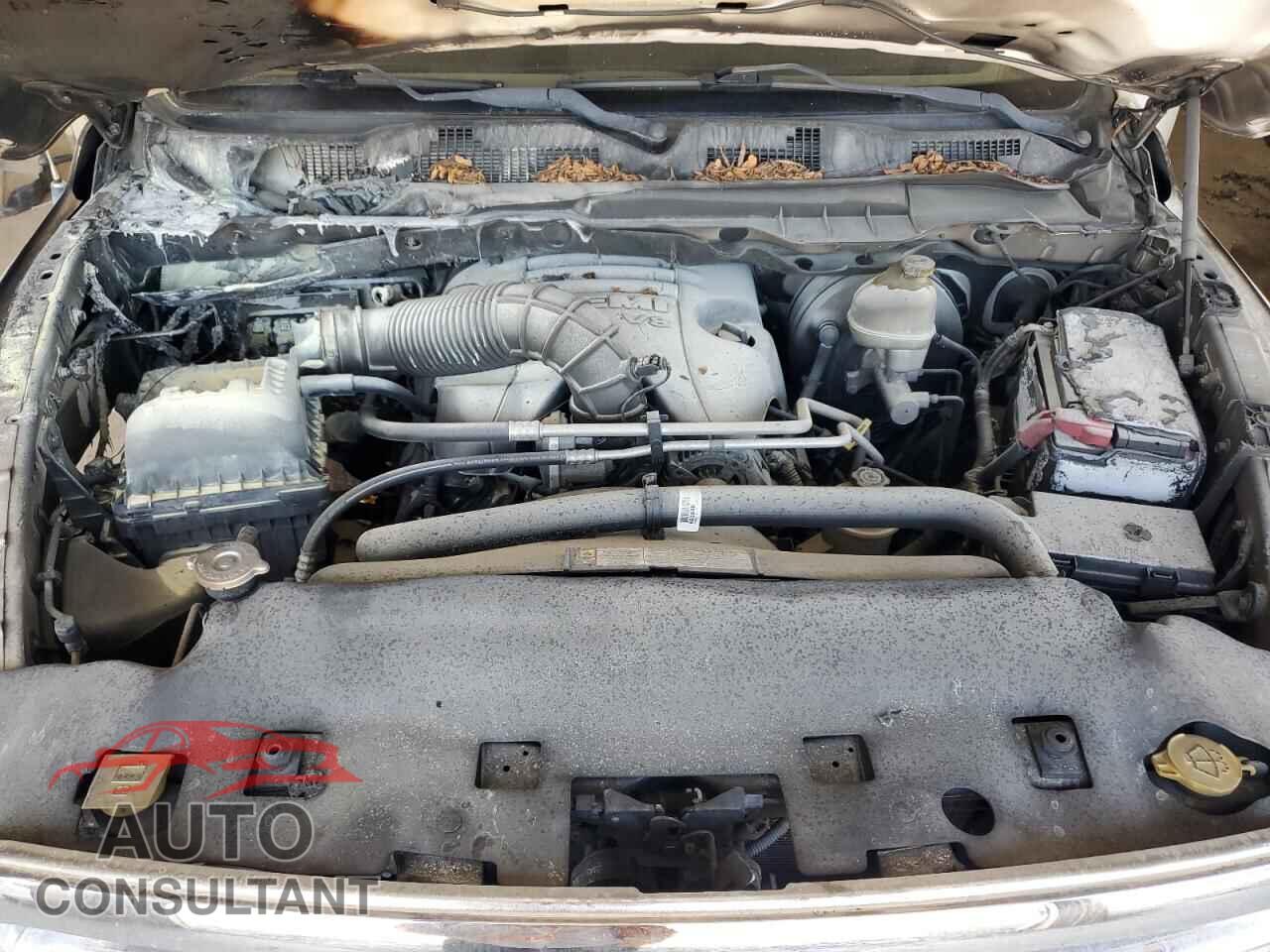 DODGE RAM 1500 2012 - 1C6RD7PT5CS195114