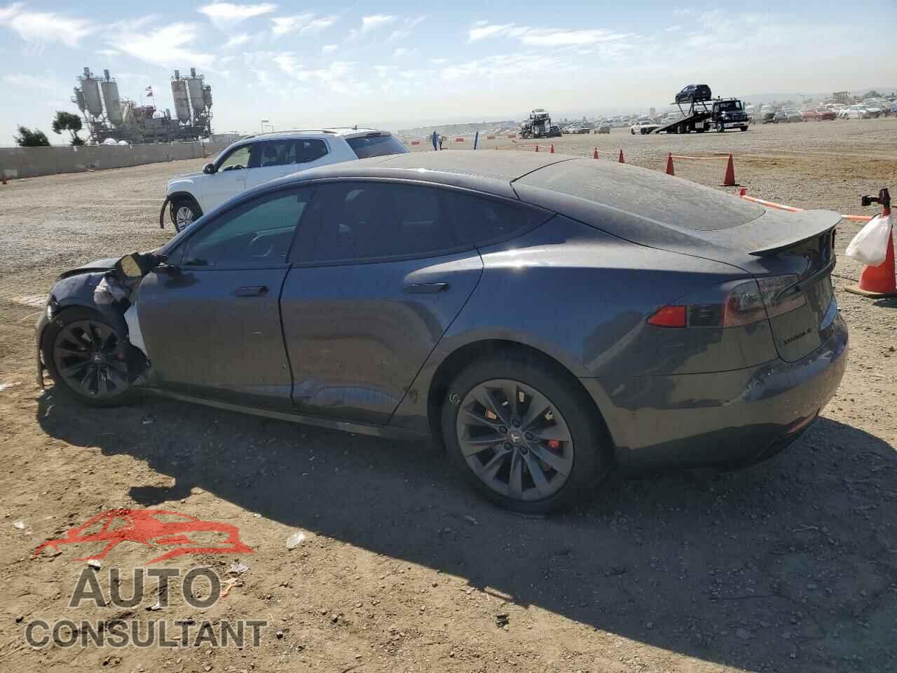 TESLA MODEL S 2017 - 5YJSA1E43HF200066